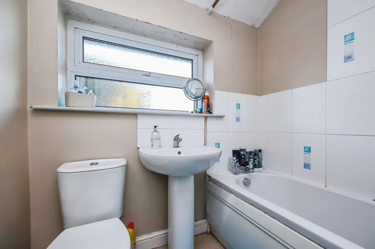Ridgeway Drive, Ilkeston, DE7, photo 14