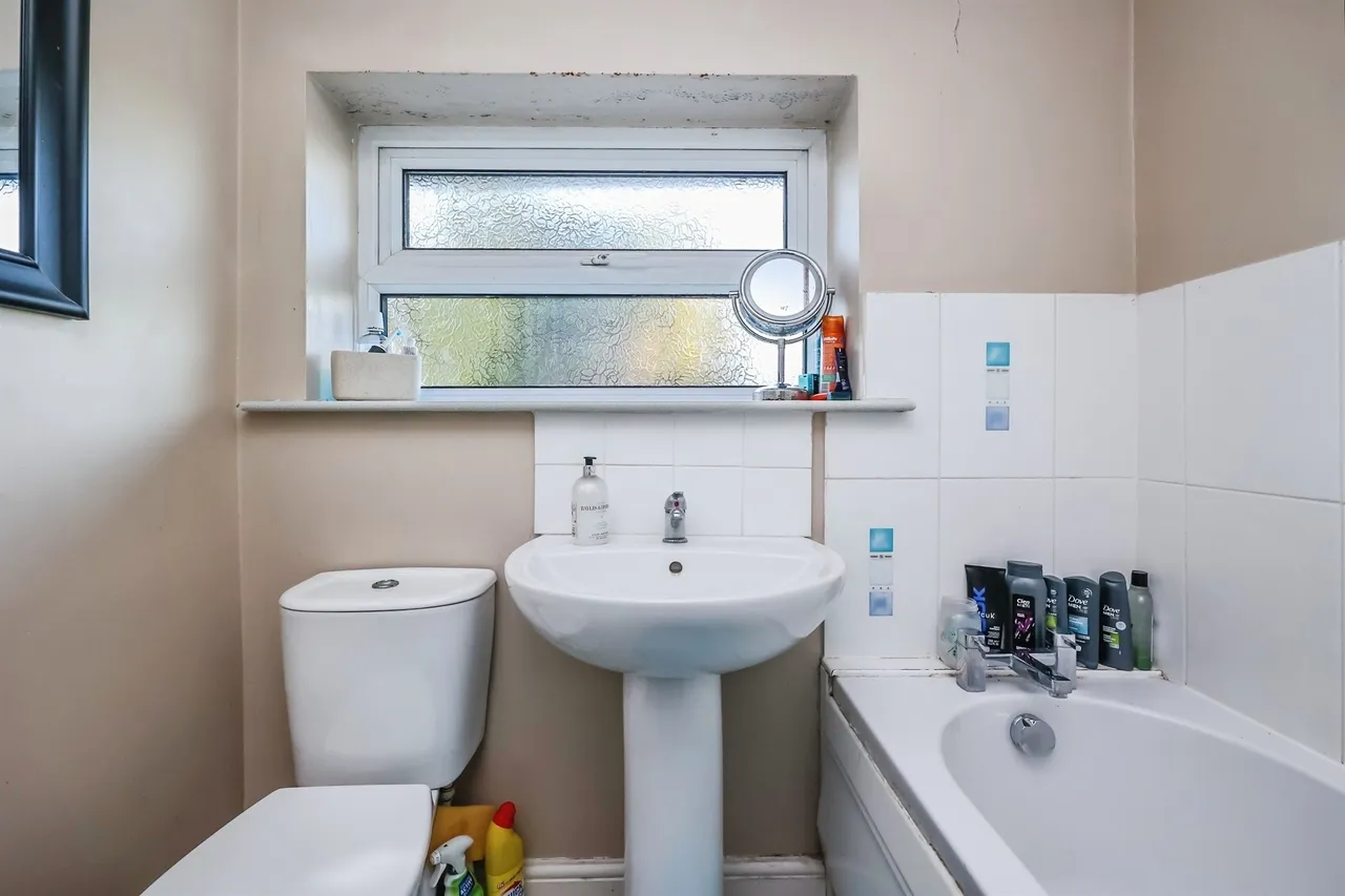 Ridgeway Drive, Ilkeston, DE7, photo 19