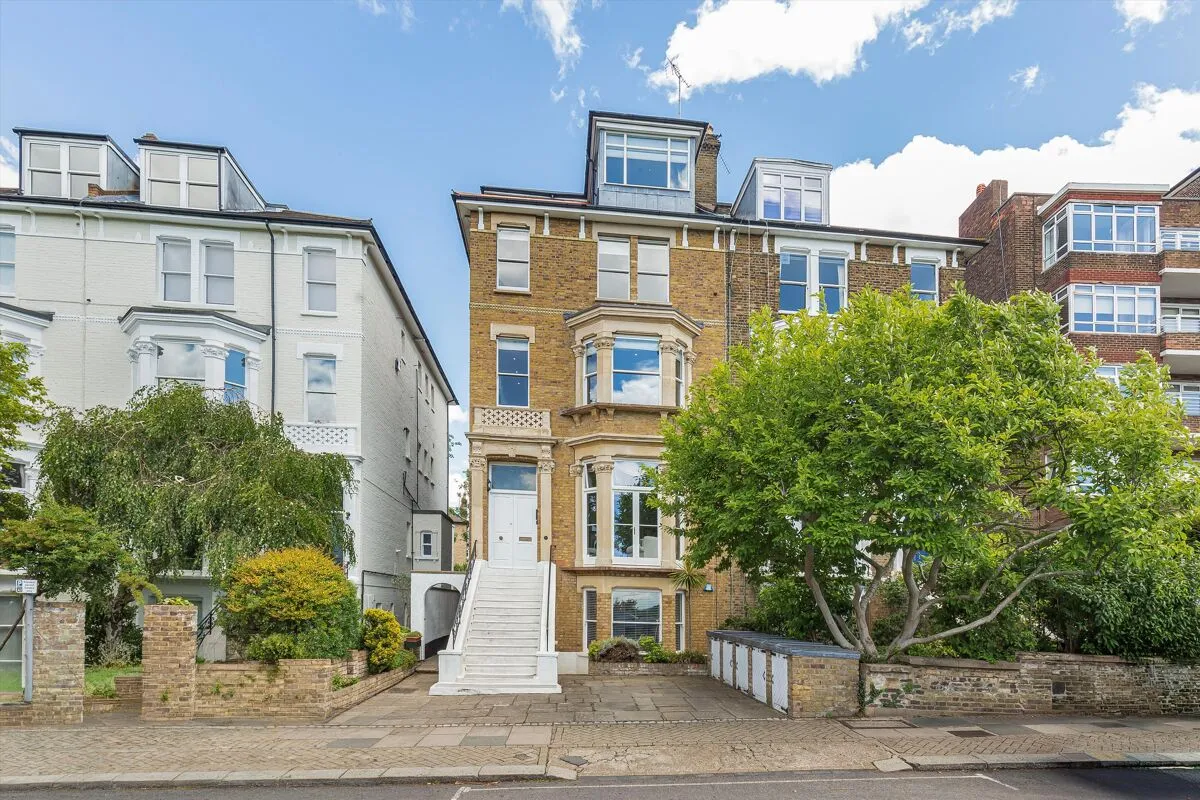3 bed flat for sale, Richmond Hill, Richmond, TW10