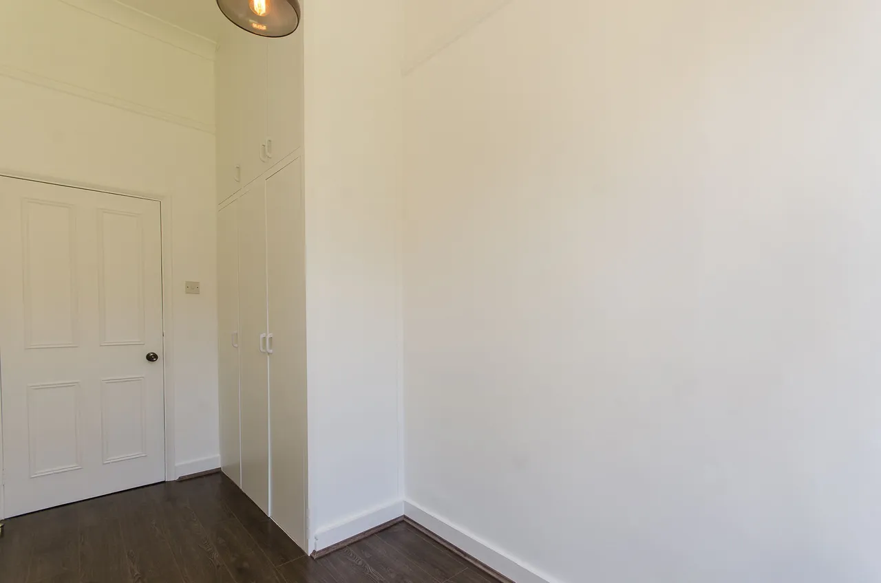 105b West Hill Road, London, photo 10