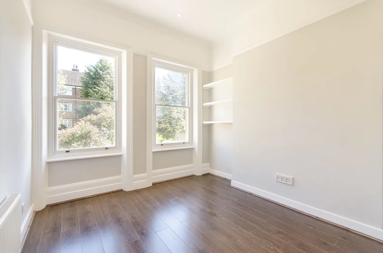 105b West Hill Road, London, photo 4