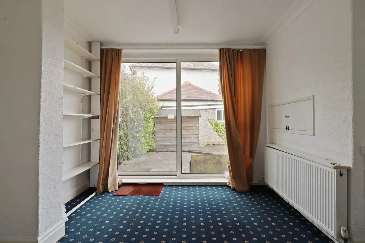 Ringinglow Road, Bents Green, Sheffield, photo 12