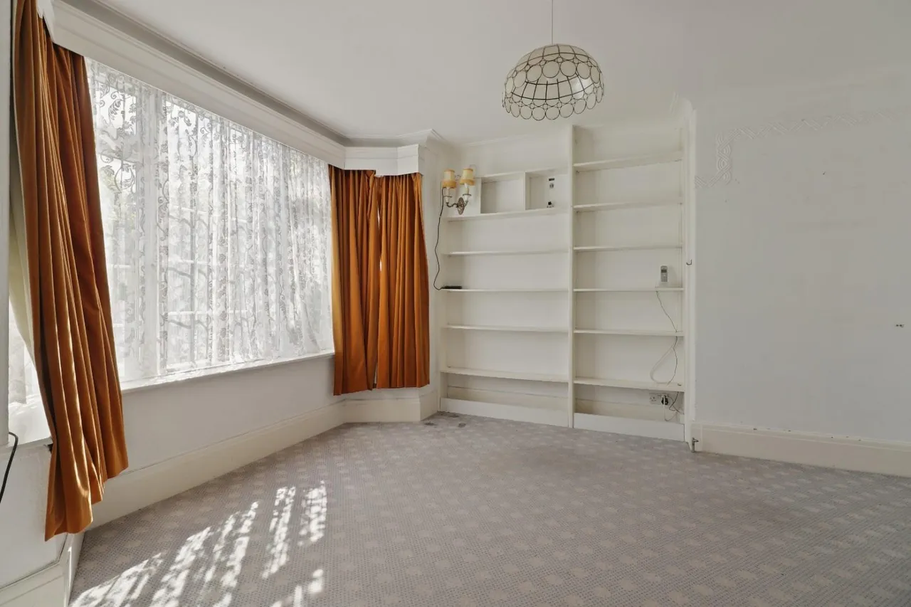 Ringinglow Road, Bents Green, Sheffield, photo 8