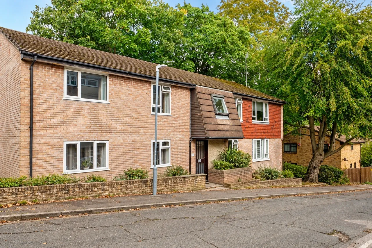 3 bed flat for sale, Leahurst Court Road, Brighton, BN1