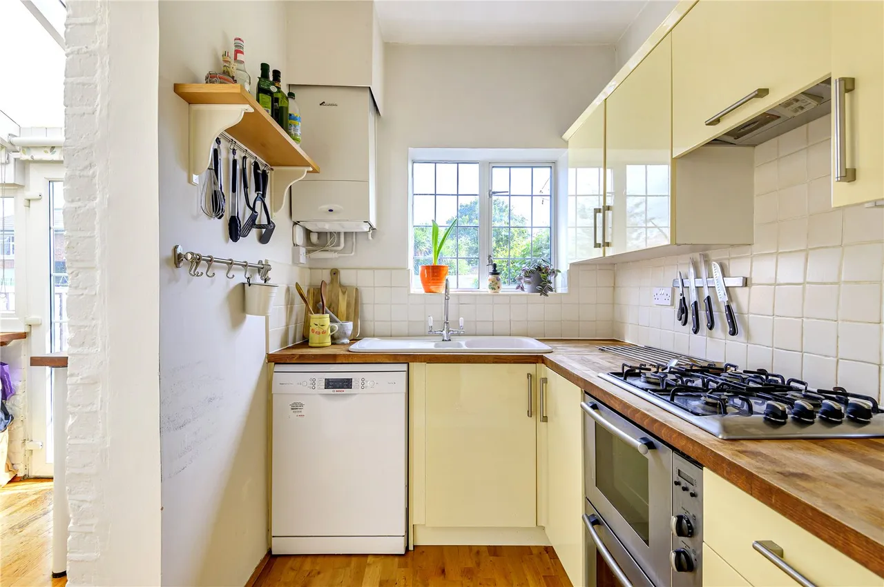 Linden Road, Hampton, TW12 2JB, photo 5