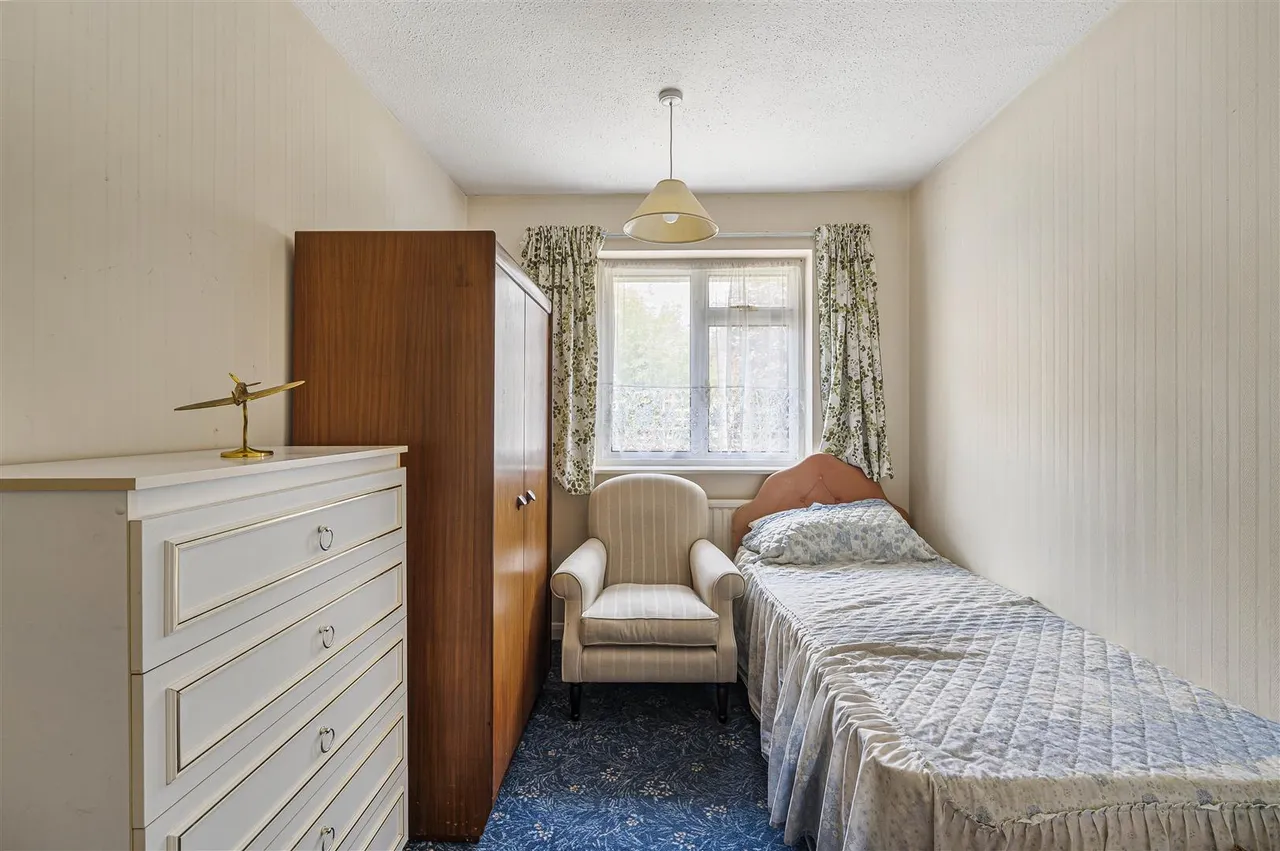 Brooks Close, Newhaven, photo 9
