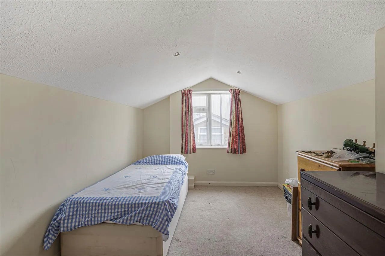 Brooks Close, Newhaven, photo 15