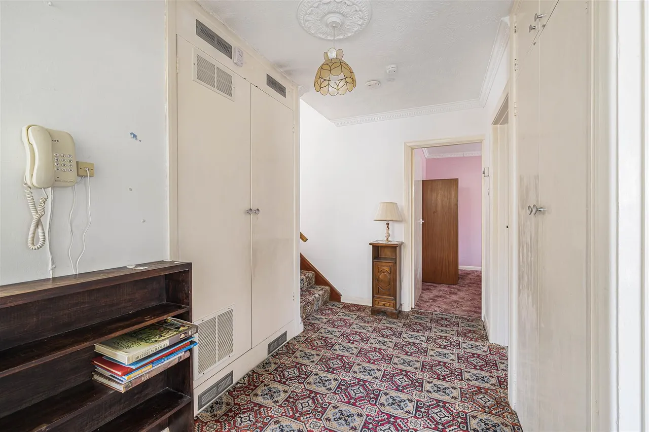 Brooks Close, Newhaven, photo 4