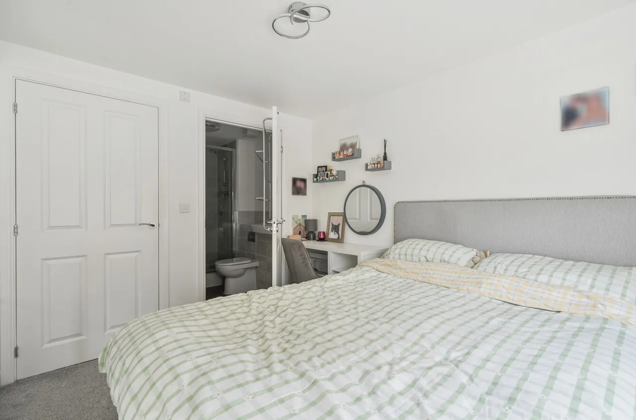 Maycock Place, Harris Court, CT21, photo 9