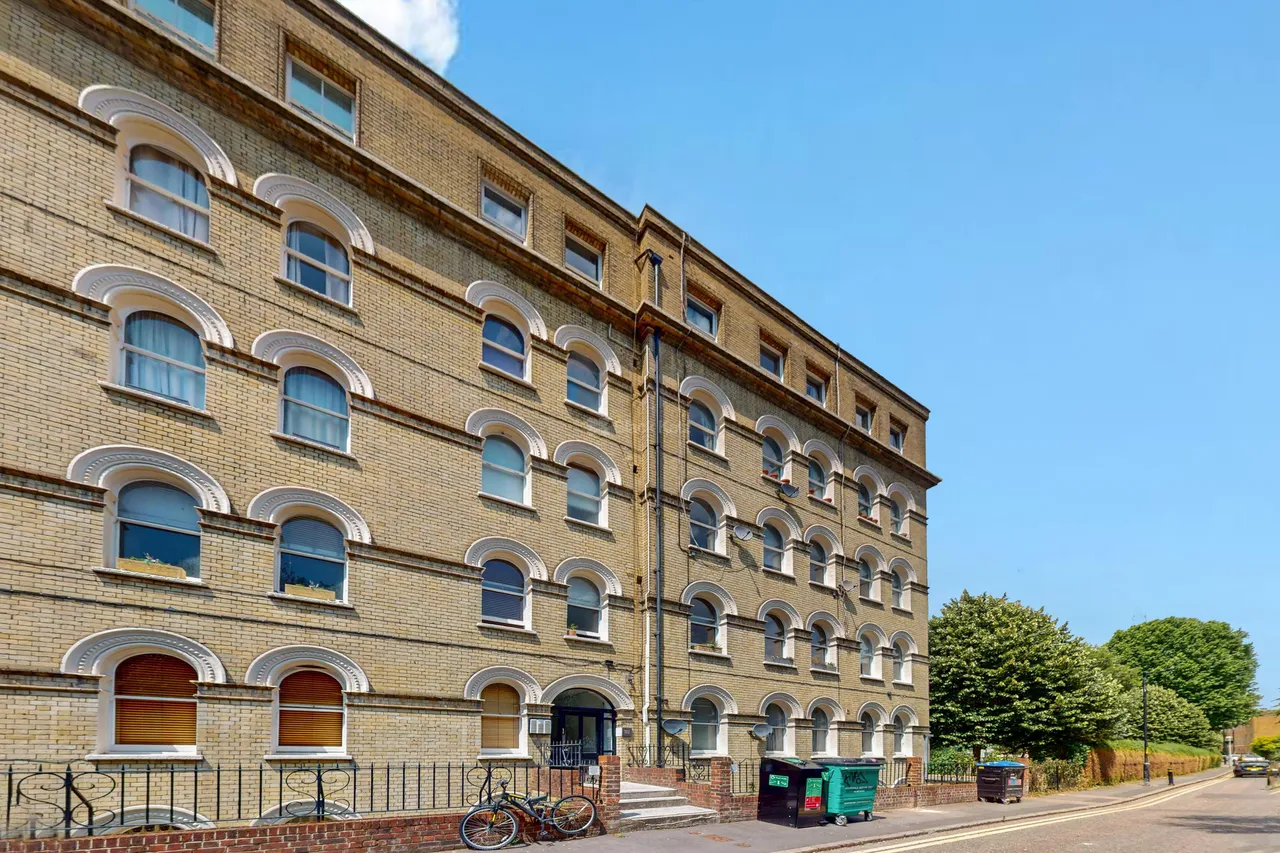 1 bed flat for sale, Bath Terrace, SE1