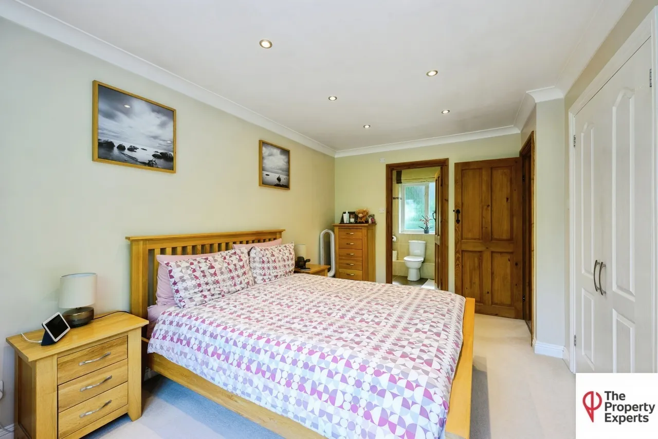 Hermitage Road, Kenley, Surrey, CR8, photo 8