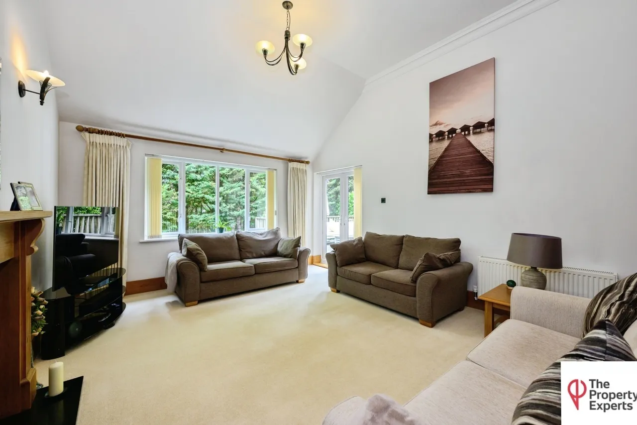 Hermitage Road, Kenley, Surrey, CR8, photo 13