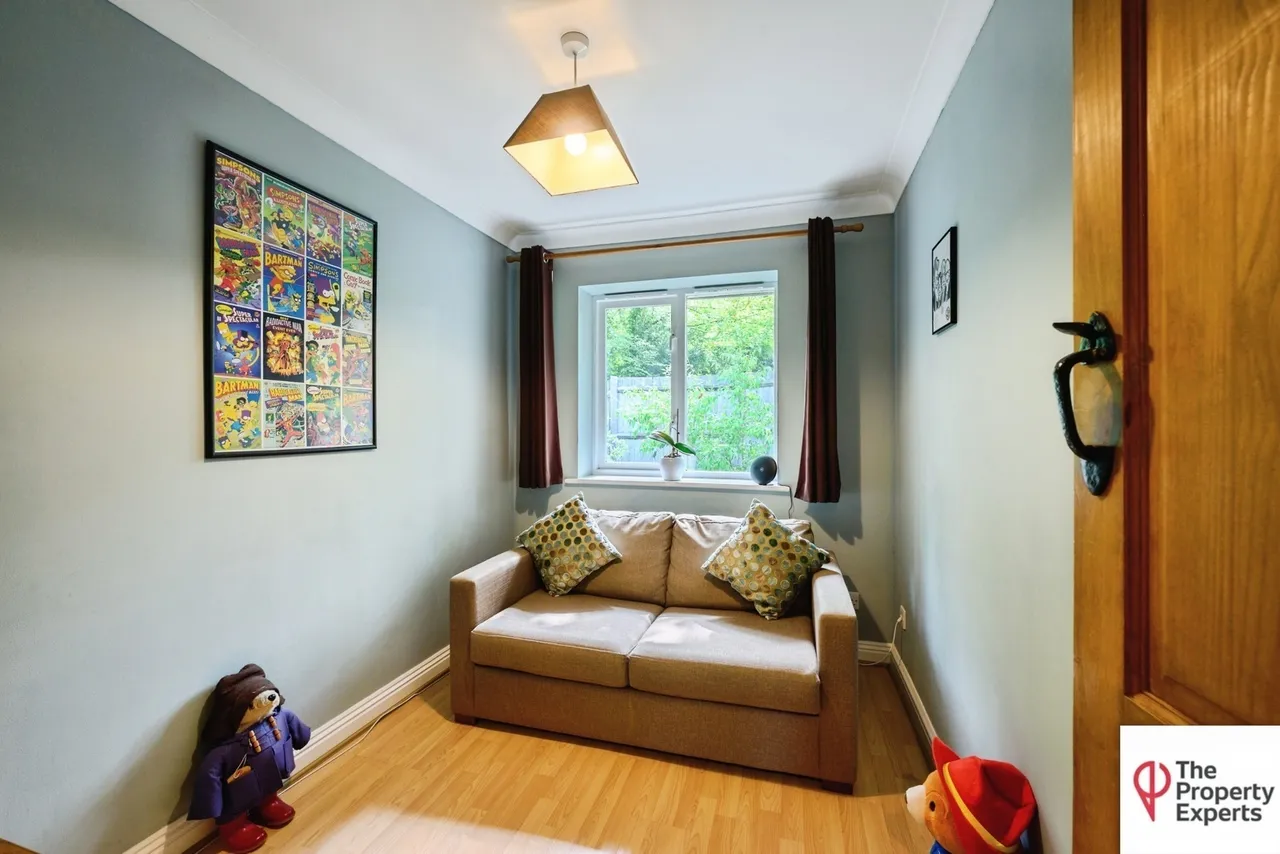Hermitage Road, Kenley, Surrey, CR8, photo 17