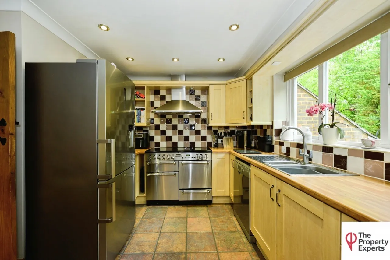 Hermitage Road, Kenley, Surrey, CR8, photo 10