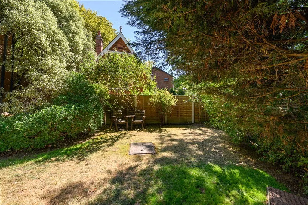 Hermitage Road, Kenley, Surrey, CR8, photo 22