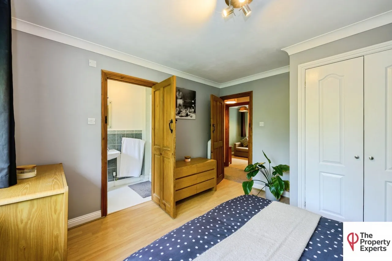 Hermitage Road, Kenley, Surrey, CR8, photo 7