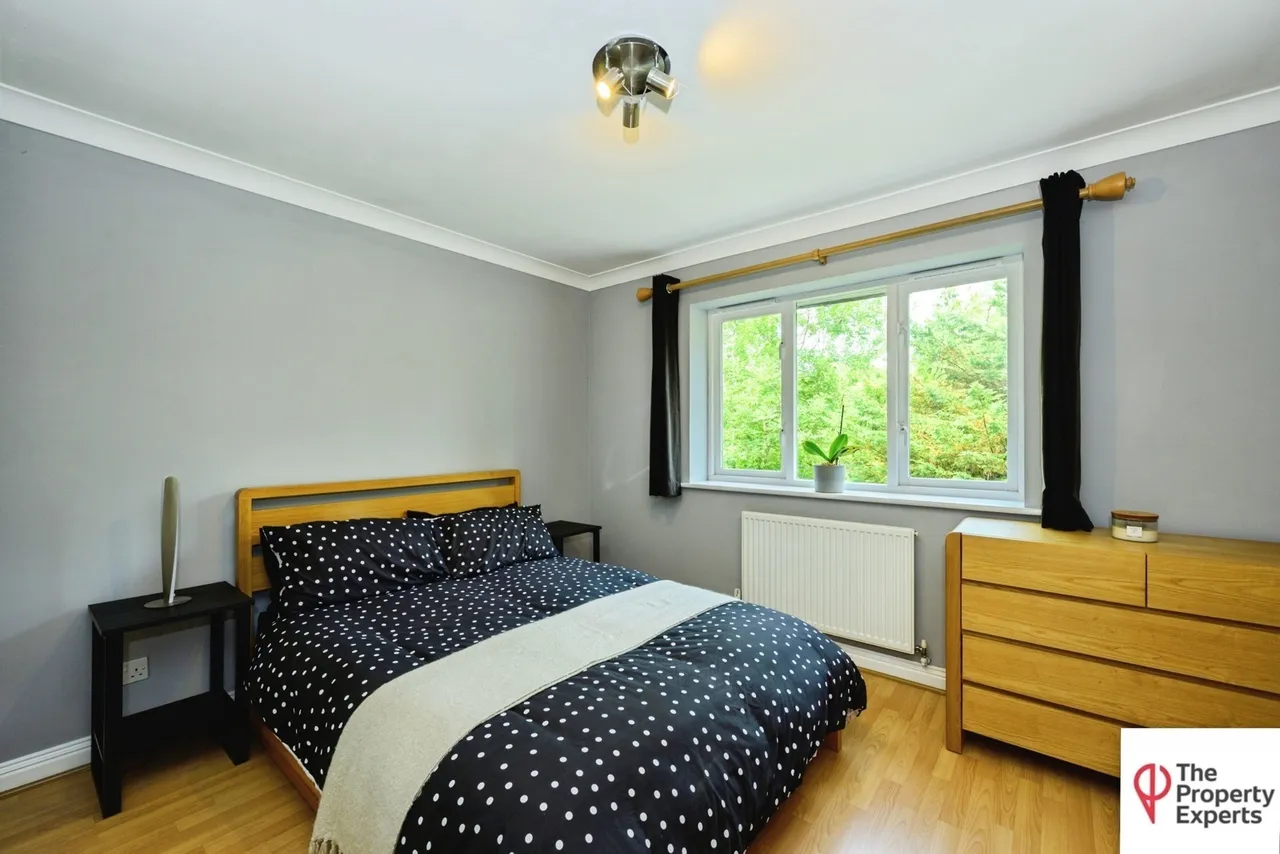 Hermitage Road, Kenley, Surrey, CR8, photo 12