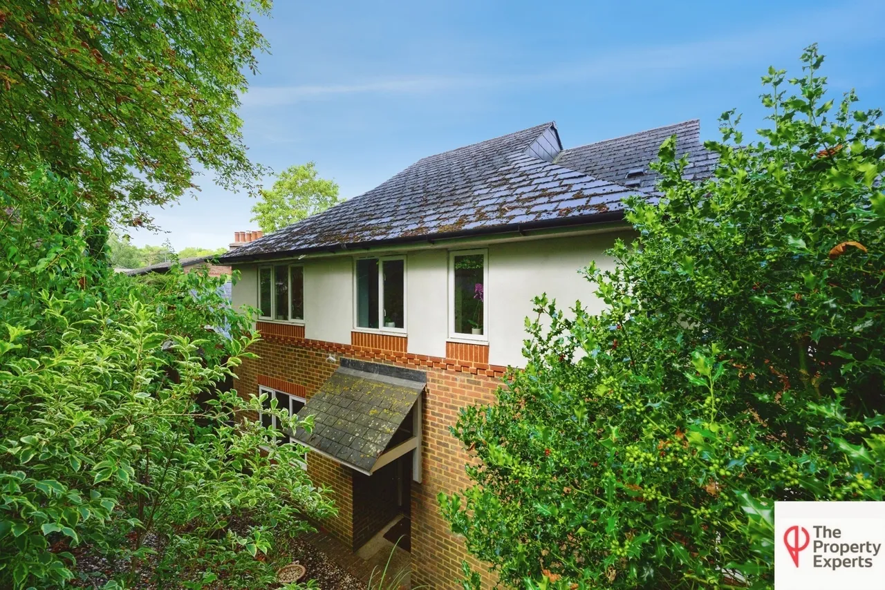 Hermitage Road, Kenley, Surrey, CR8, photo 24
