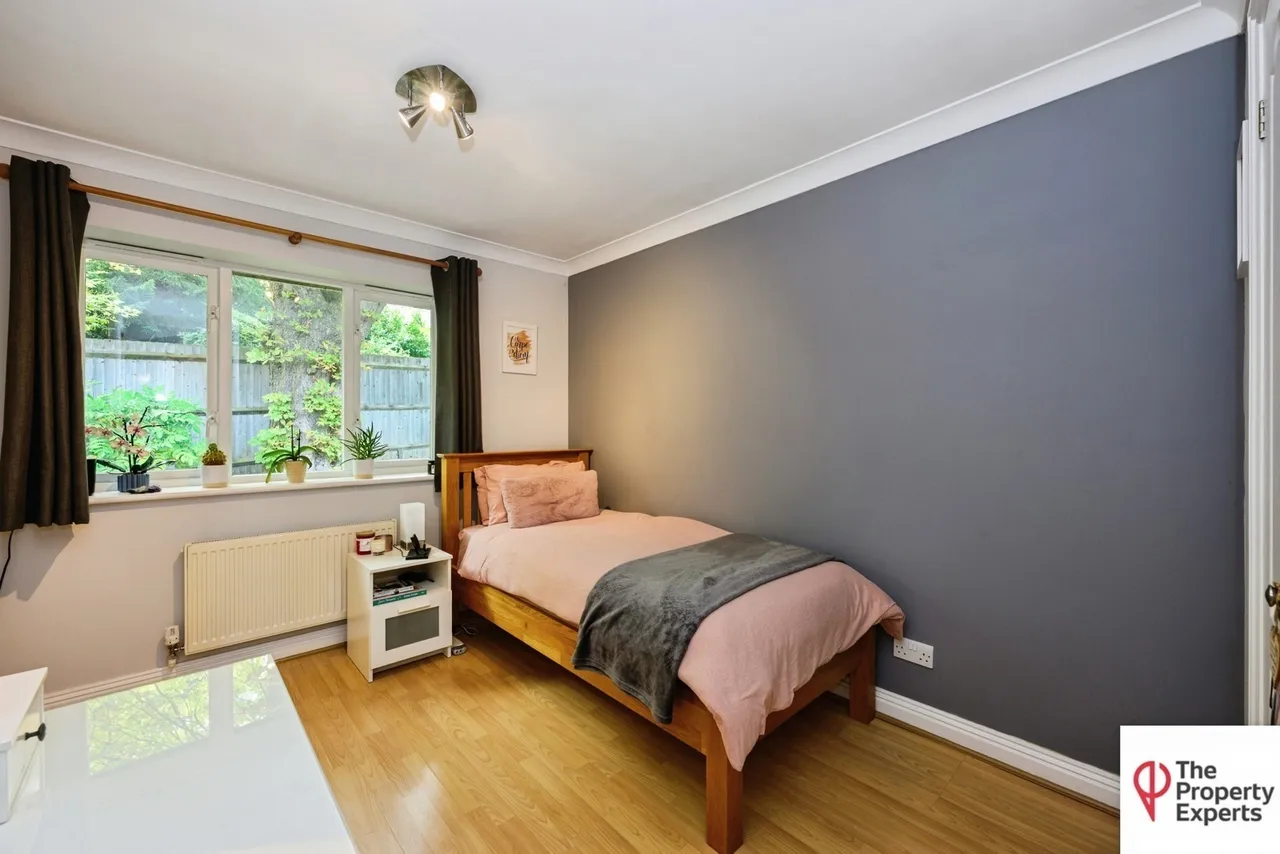 Hermitage Road, Kenley, Surrey, CR8, photo 11