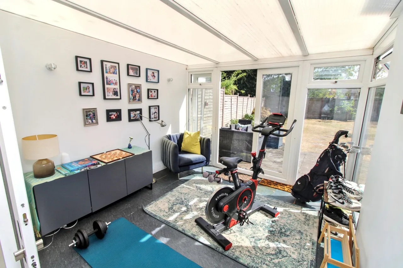 Amersham Road, Hazlemere, HP15, photo 11