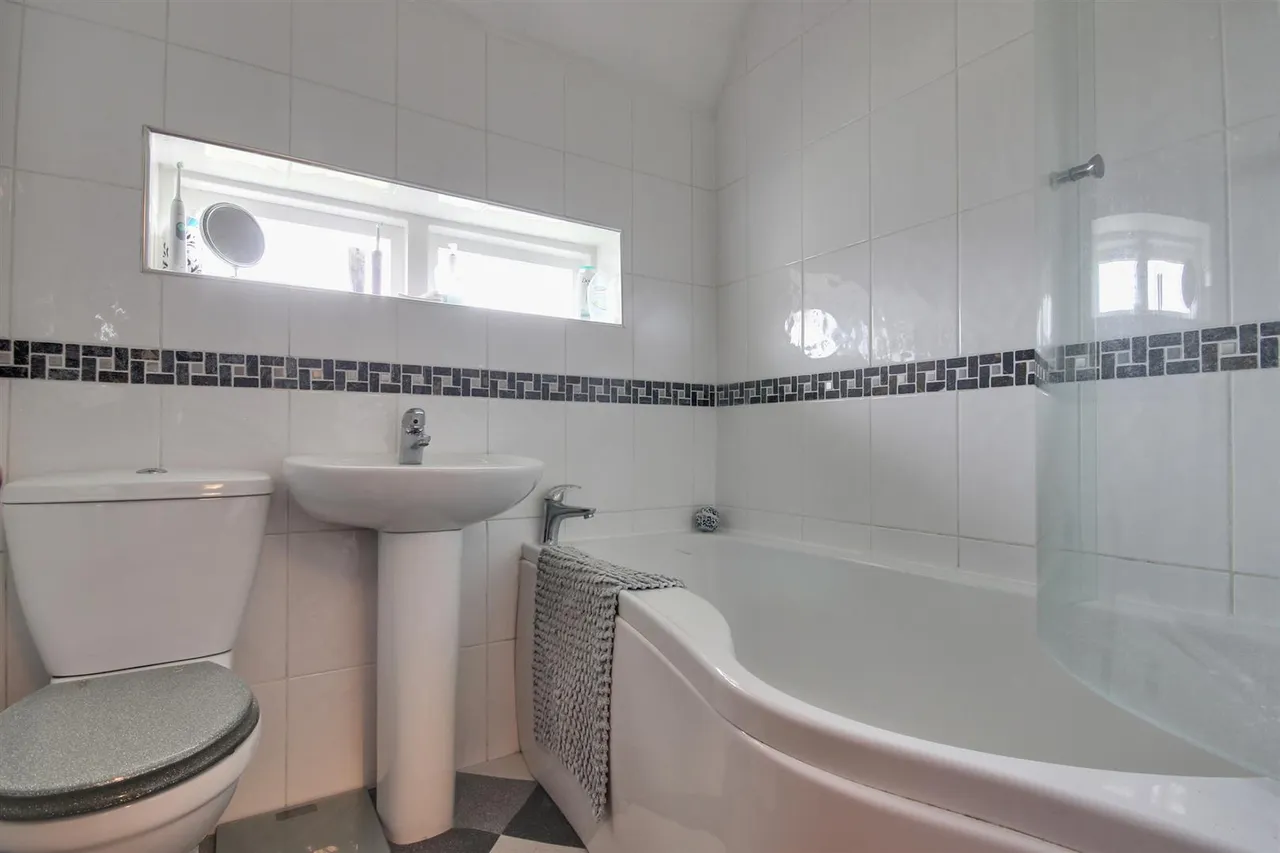 North Street, Anlaby, photo 11
