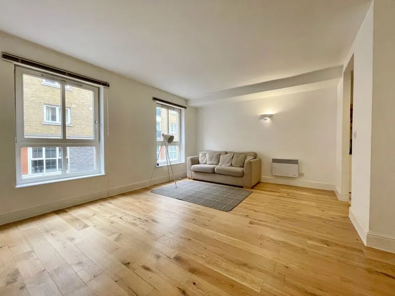 1 bed flat to rent — Coke Street Aldgate East, London E1 1ER