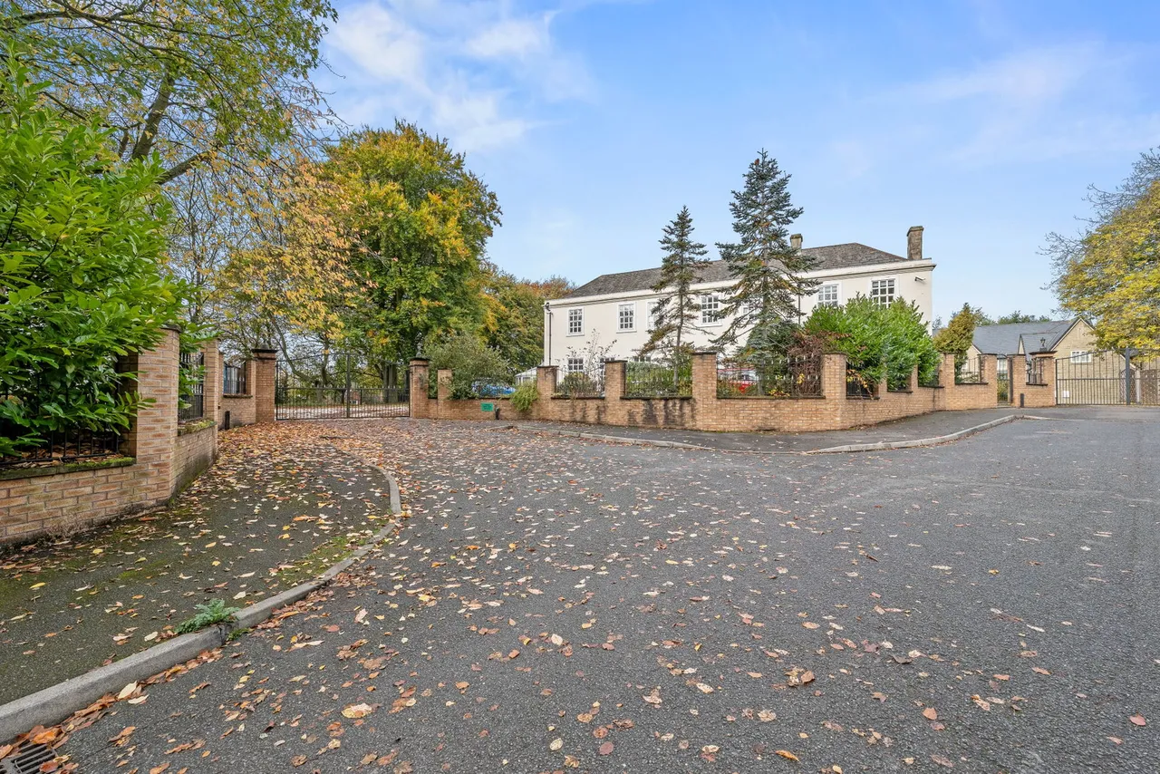 Oak Bank Manor, photo 25