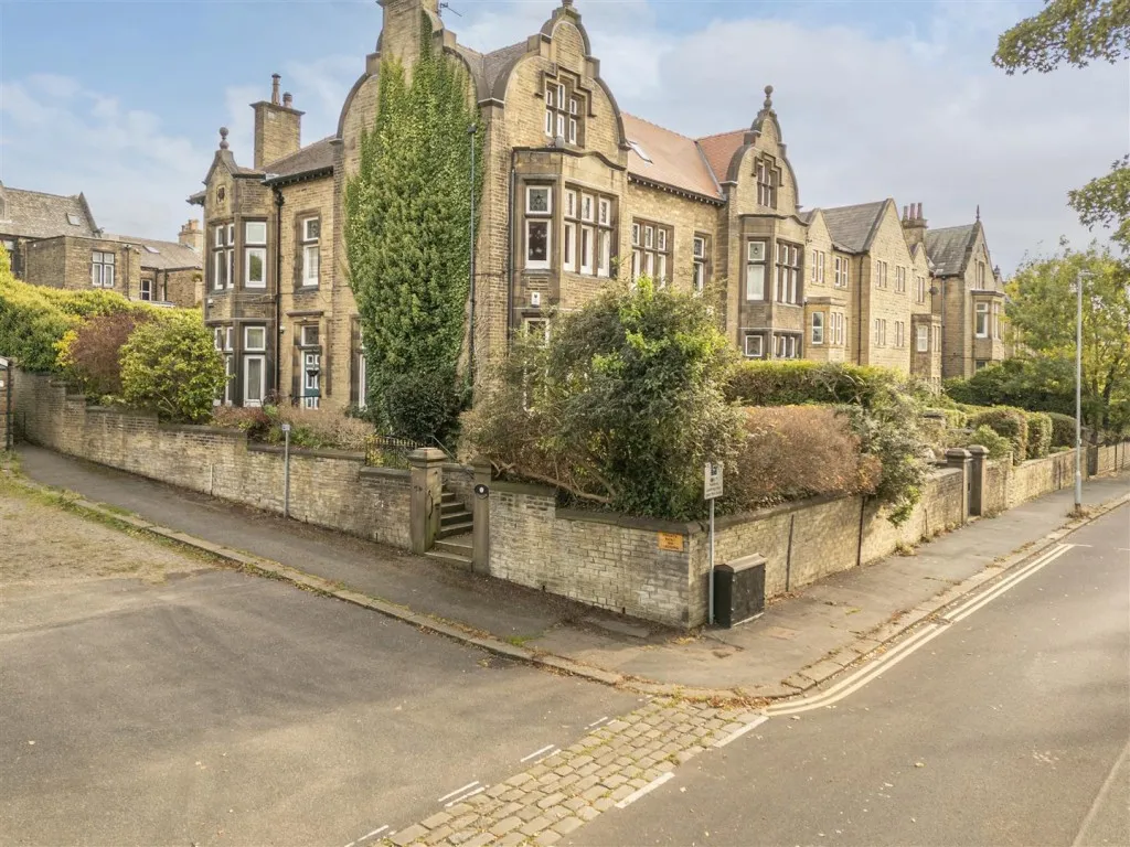 Park Drive, Huddersfield, HD1, photo 49