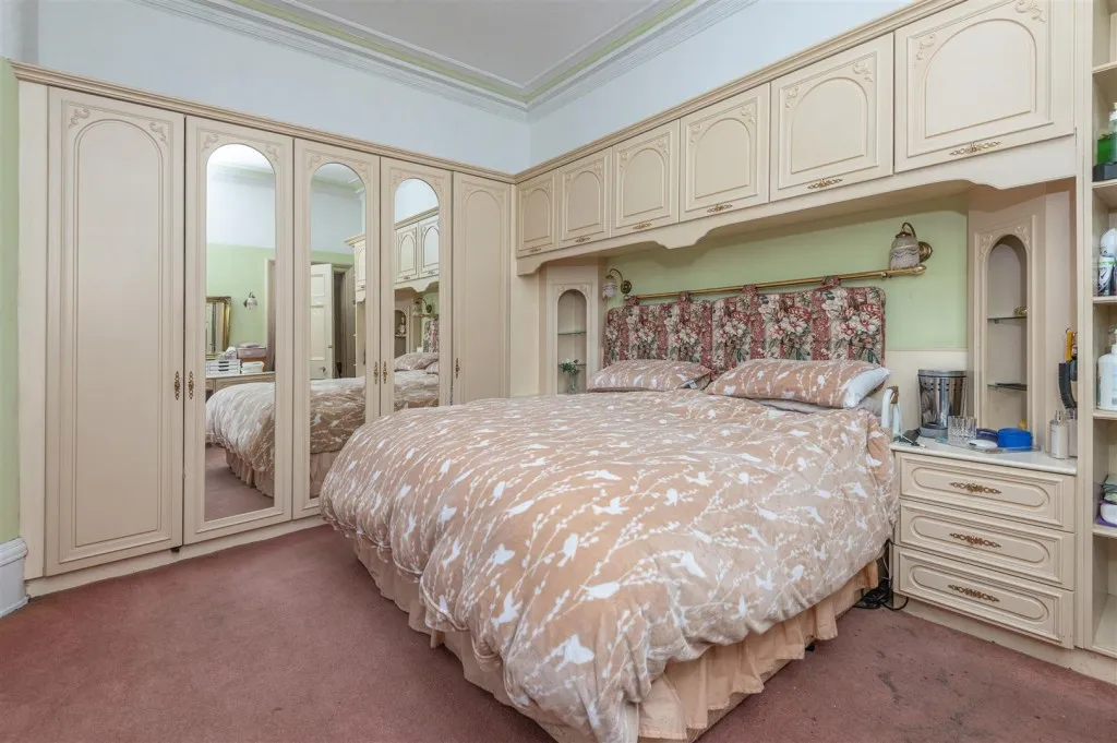 Park Drive, Huddersfield, HD1, photo 18