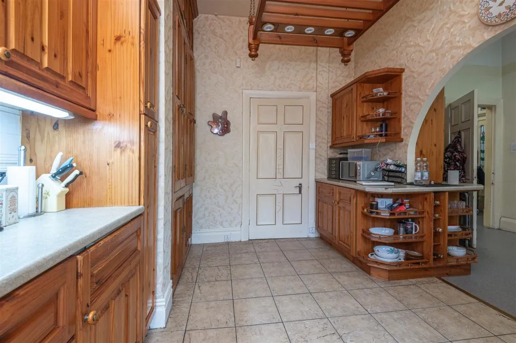 Park Drive, Huddersfield, HD1, photo 17