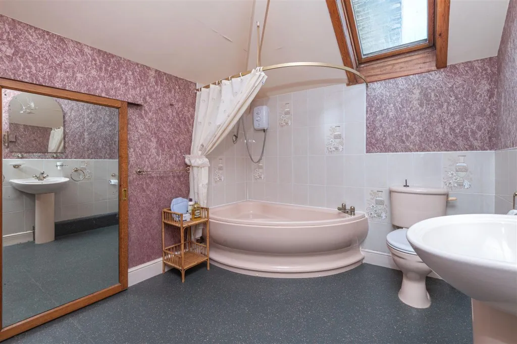 Park Drive, Huddersfield, HD1, photo 39