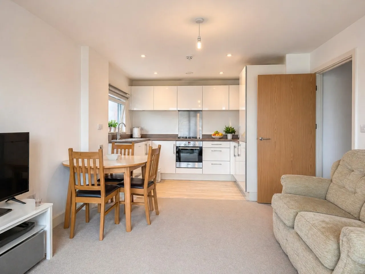 Newfoundland Way, Portishead, BS20, photo 10