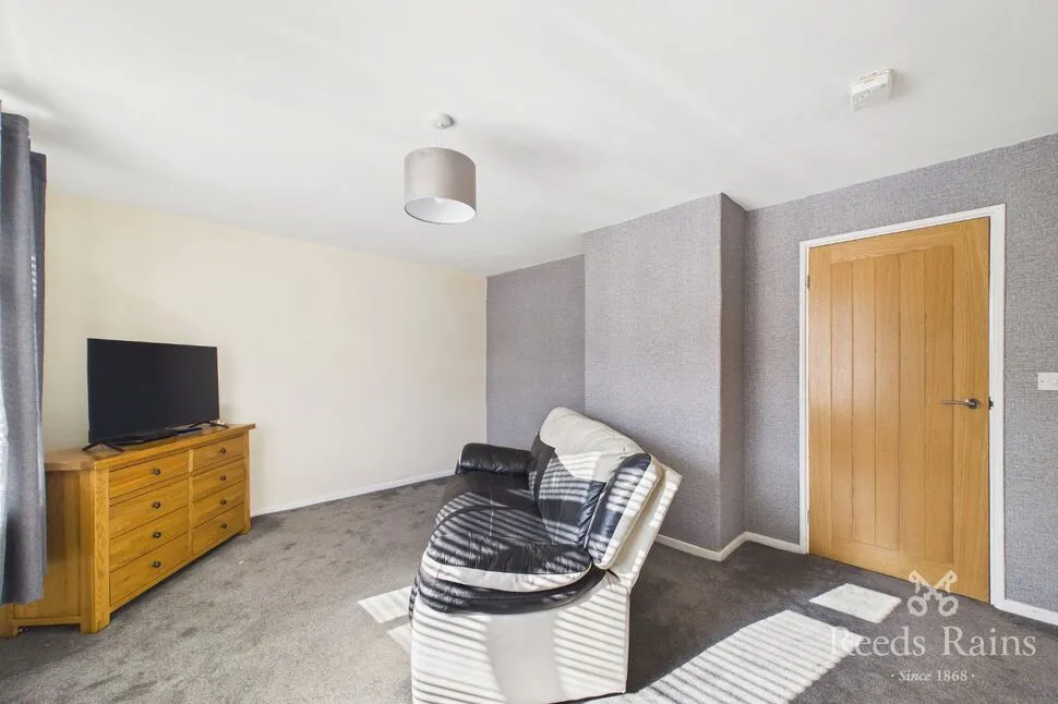 Zamor Crescent, Thurcroft, S66, photo 8