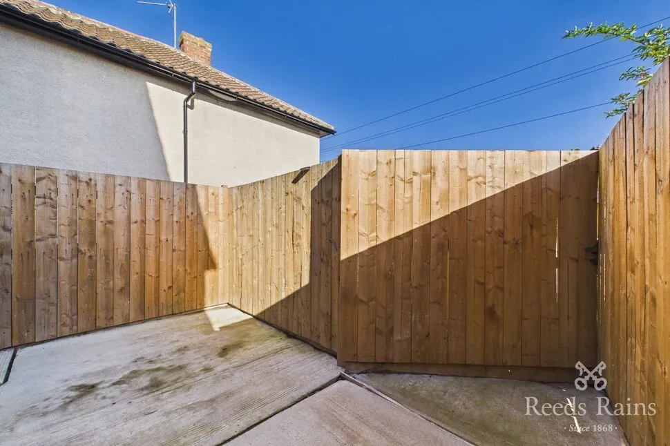 Zamor Crescent, Thurcroft, S66, photo 16
