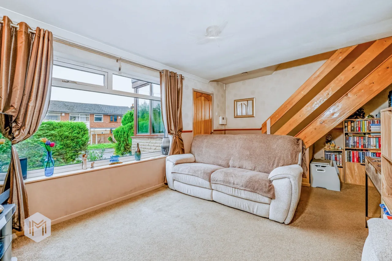Harwood Vale, Bolton, BL2, photo 2