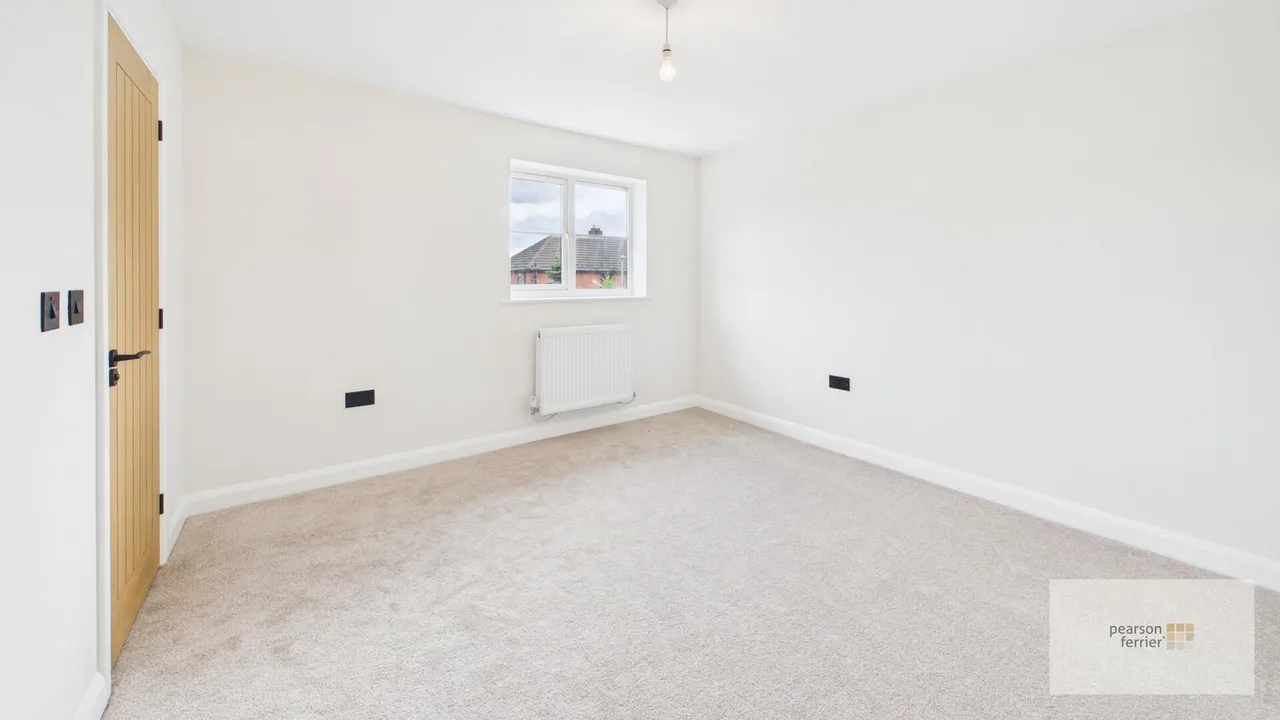 Holme Avenue, Bury, BL8 1HN, photo 11