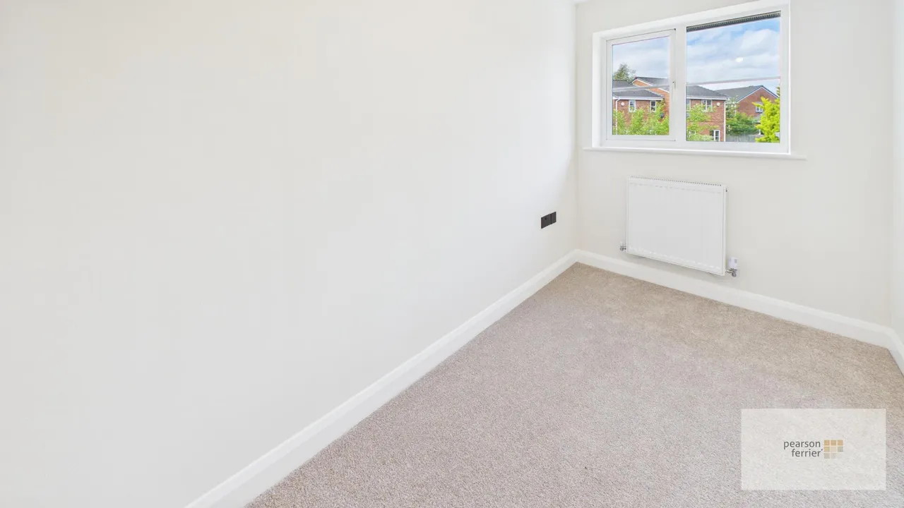 Holme Avenue, Bury, BL8 1HN, photo 15