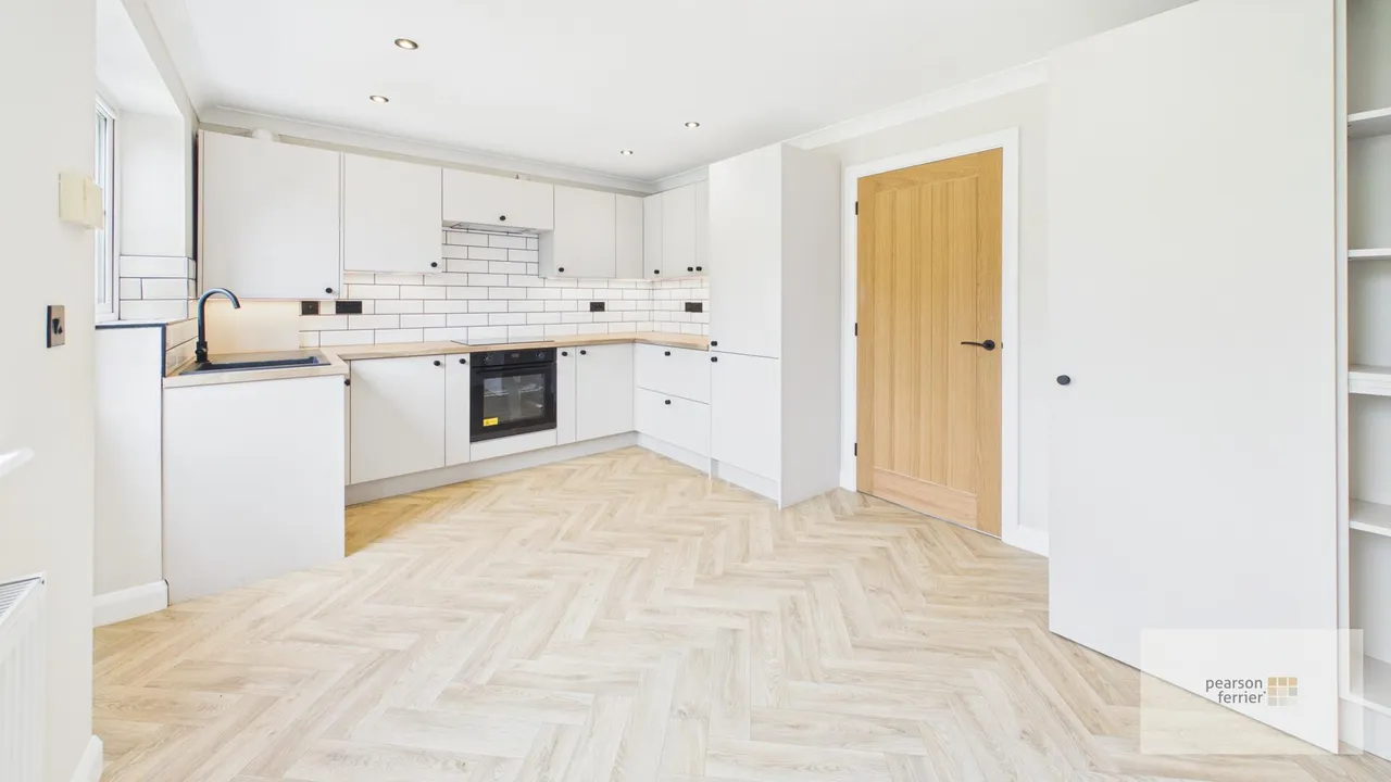 Holme Avenue, Bury, BL8 1HN, photo 5