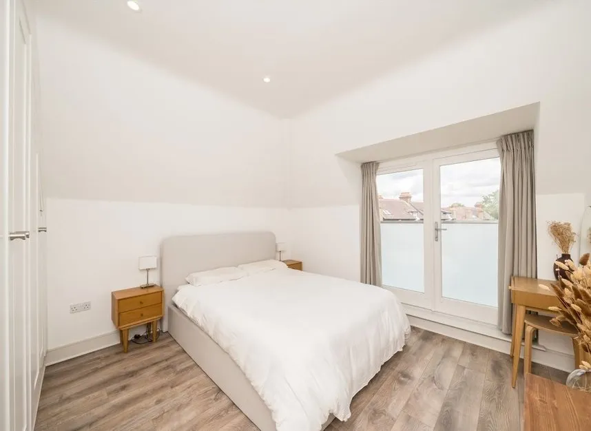 Lingfield Avenue, Kingston Upon Thames, KT1, photo 3