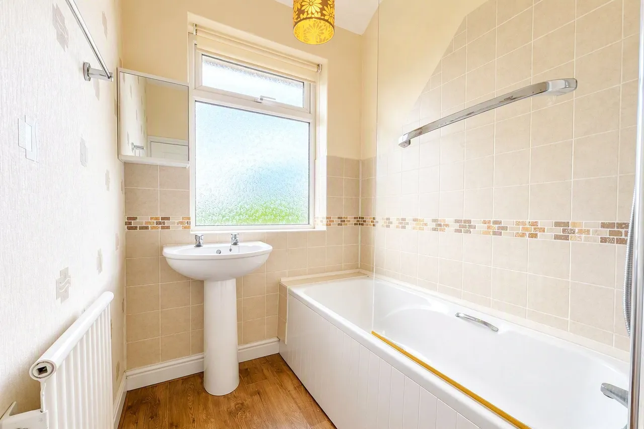 Chester Road, STOCKPORT, Cheshire, SK7, photo 12