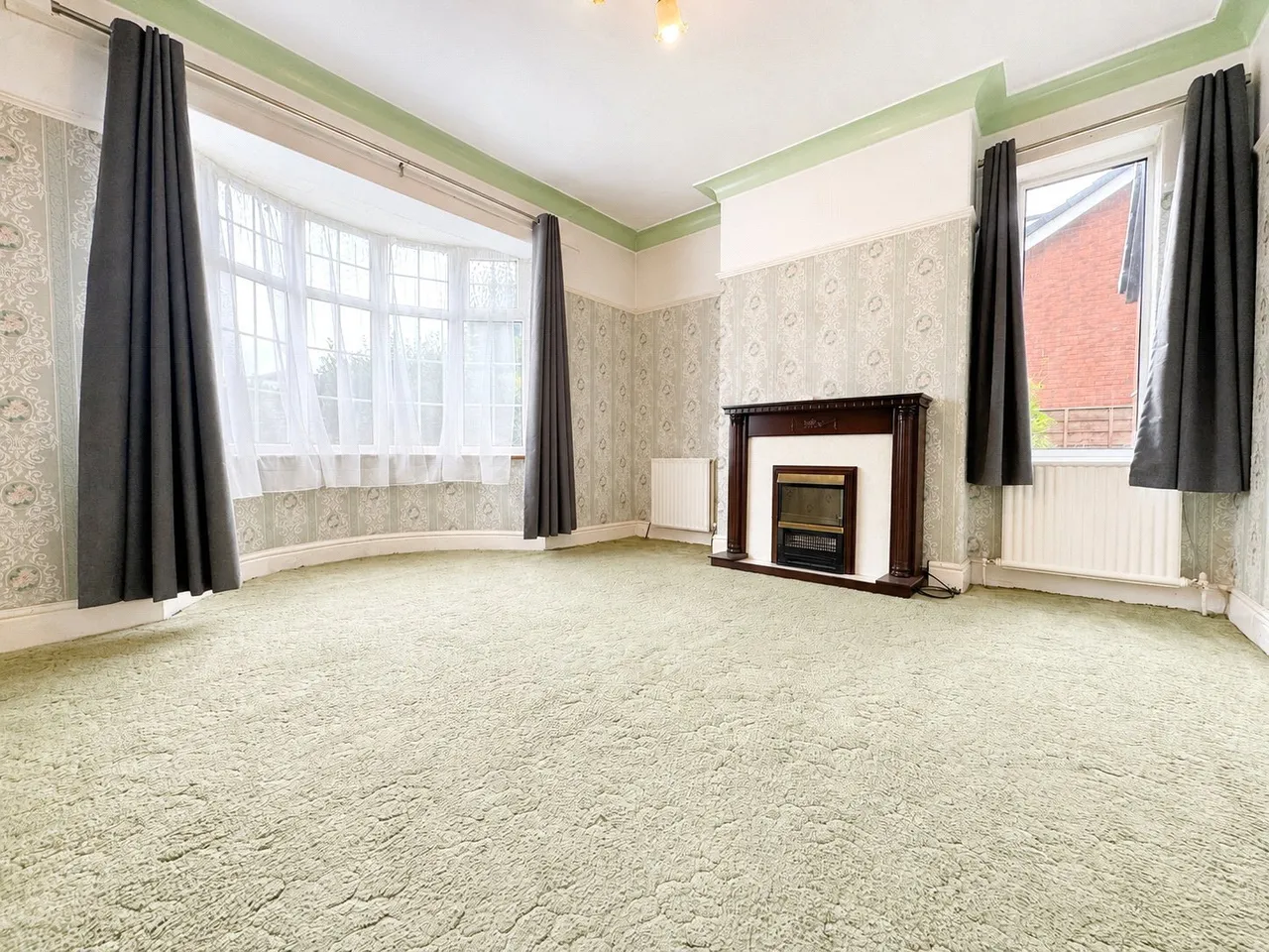 Chester Road, STOCKPORT, Cheshire, SK7, photo 2