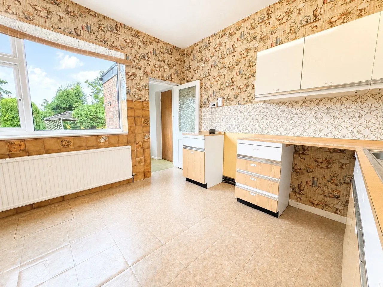 Chester Road, STOCKPORT, Cheshire, SK7, photo 5