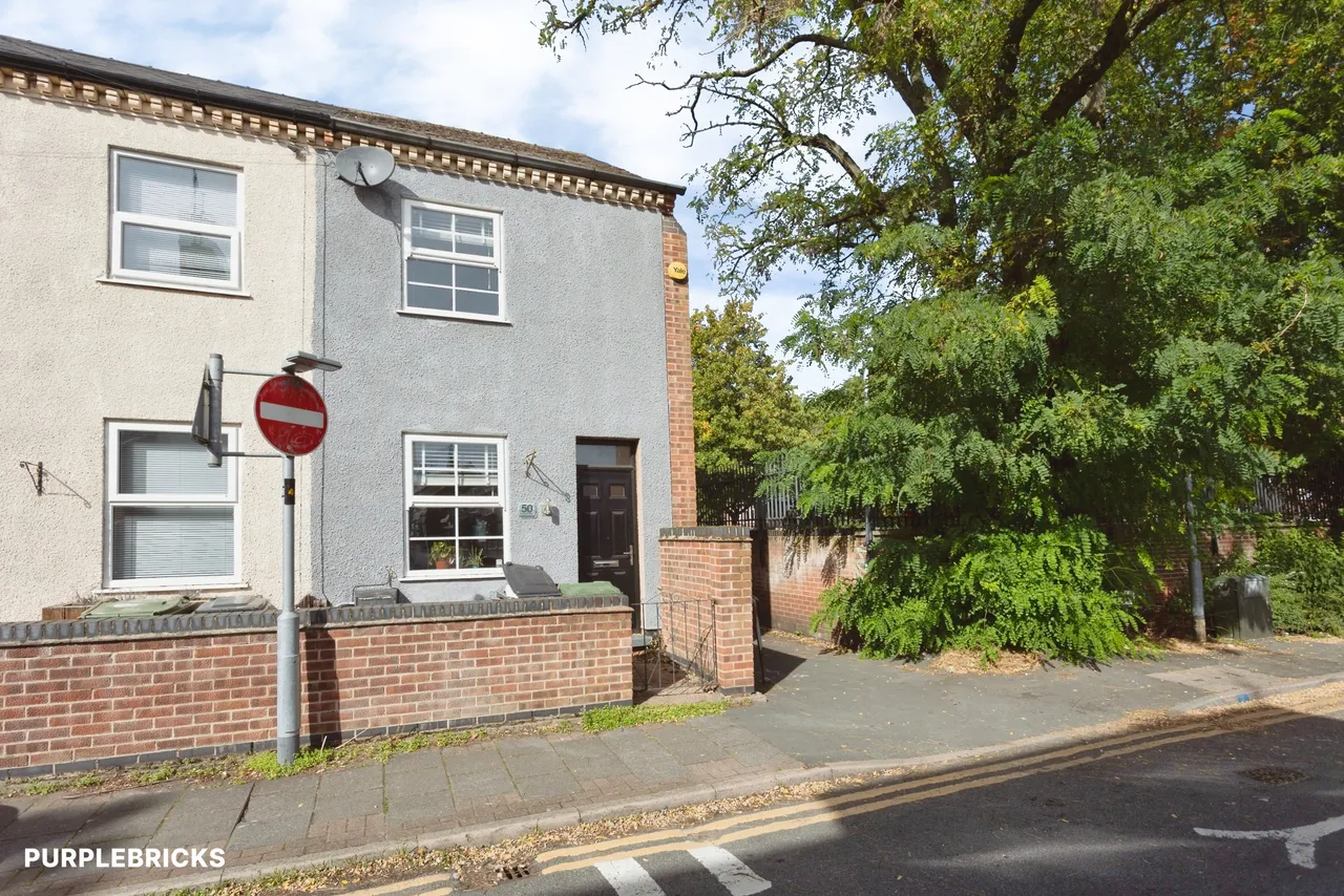 2 bed house for sale, Russell Street, Loughborough, LE11