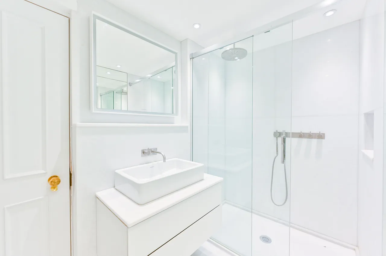Flat L, 26-27 Queens Gate Gardens, London, photo 8