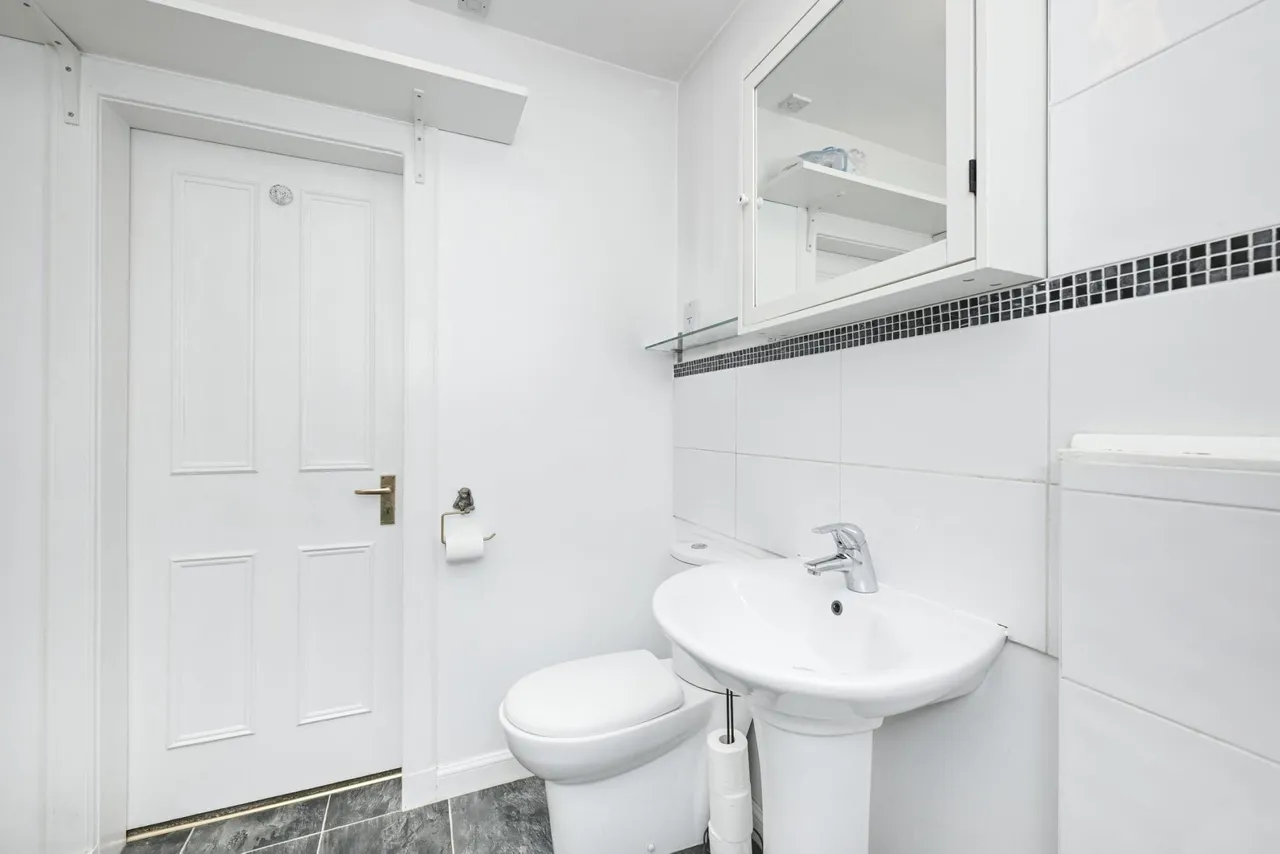 Lochend Road, Edinburgh, EH6, photo 19