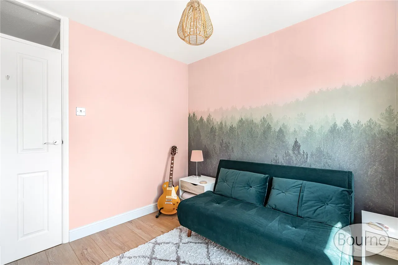 Broadacres, Guildford, GU3, photo 22