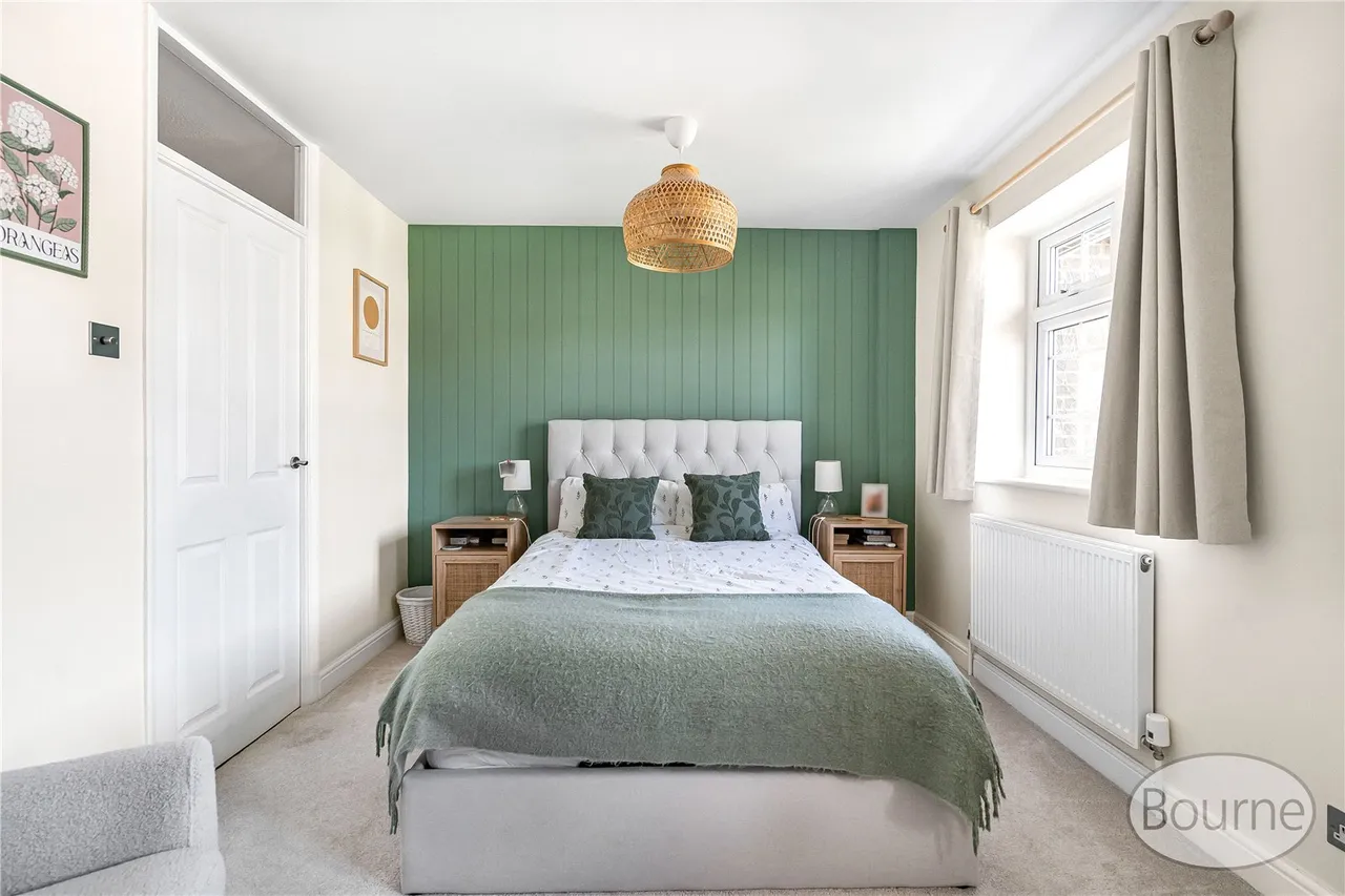 Broadacres, Guildford, GU3, photo 5