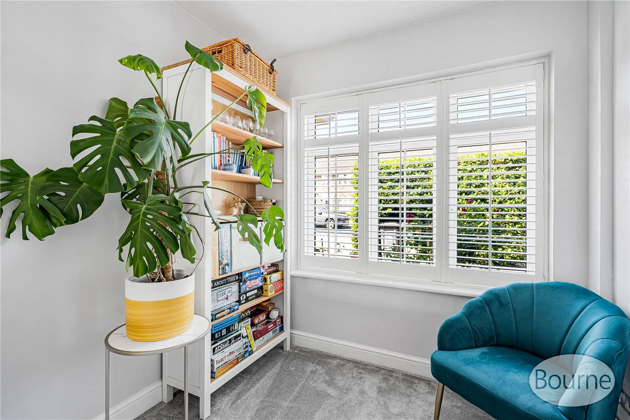 Broadacres, Guildford, GU3, photo 13