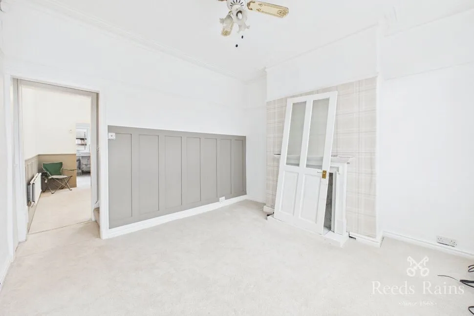 Courthill Street, Offerton, SK1, photo 2