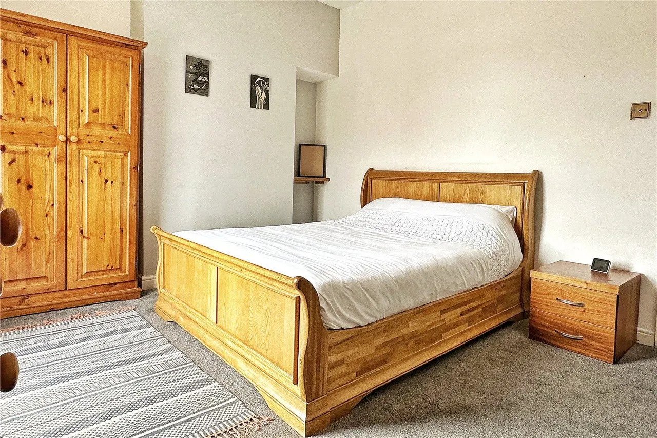 Queen Street, Ashton-under-Lyne, OL6, photo 13